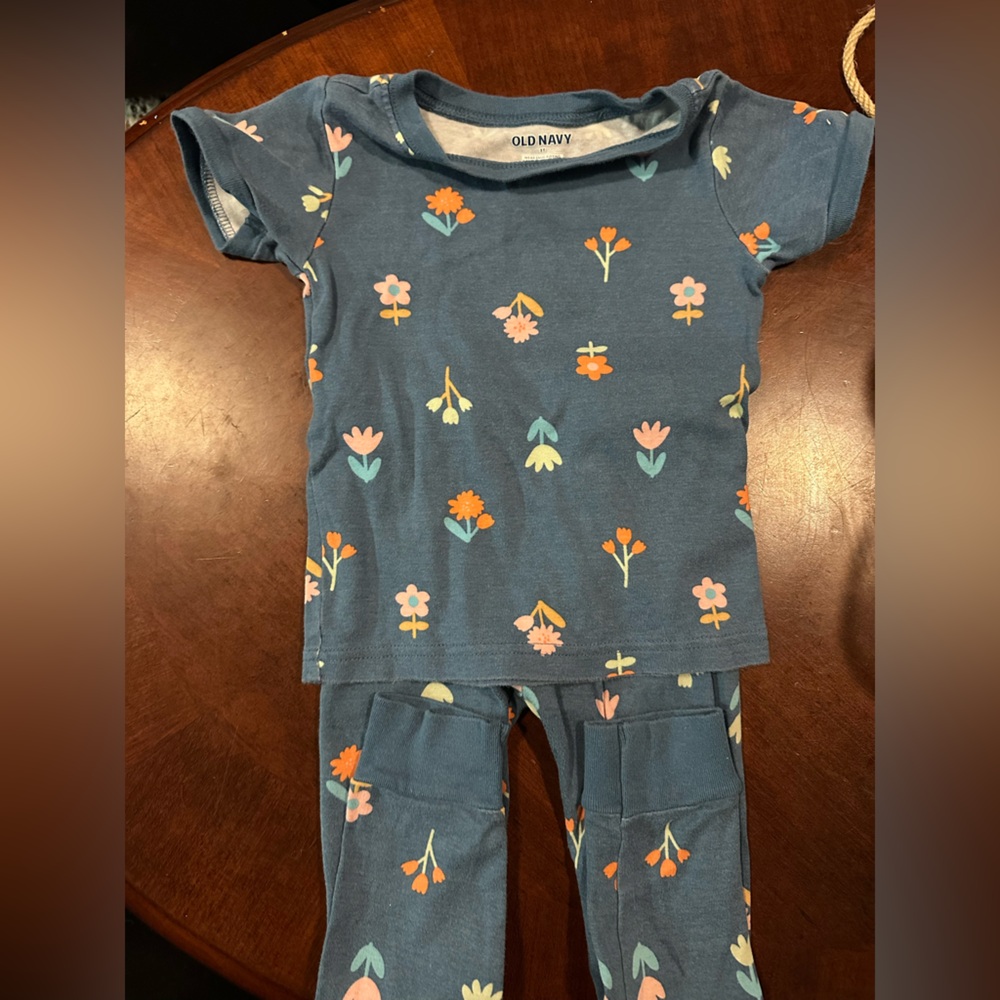 Old navy toddler girls PJ